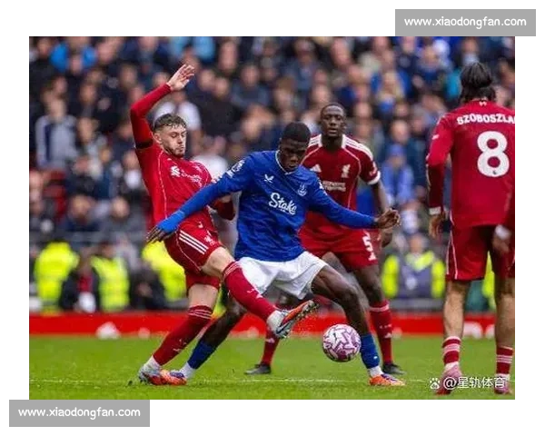 曼联对决曼城:红蓝巅峰之战引爆英超争冠格局风云骤起暗流涌动势 - 副本 曼联对决曼城:红蓝巅峰之战引爆英超争冠格局风云骤起暗流涌动势 - 副本